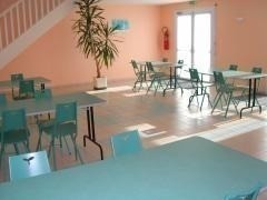 Une salle d'activités peut être louée par les résidents des gîtes de mer.