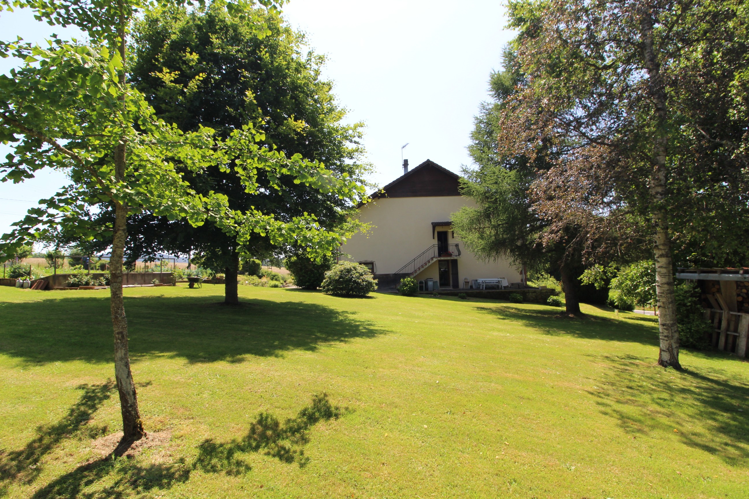 Gîte du Han à Saint-Remy, Vosges – Appartement nature, jardin, terrain pétanque