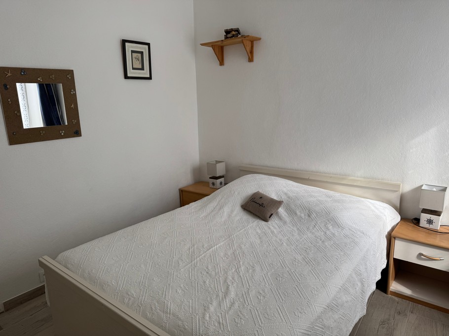 chambre 1 lit 140*190