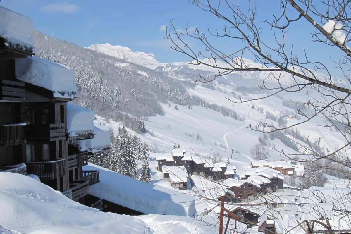 Vue du Portail vers les hameaux du bas