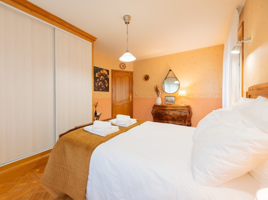Room 1