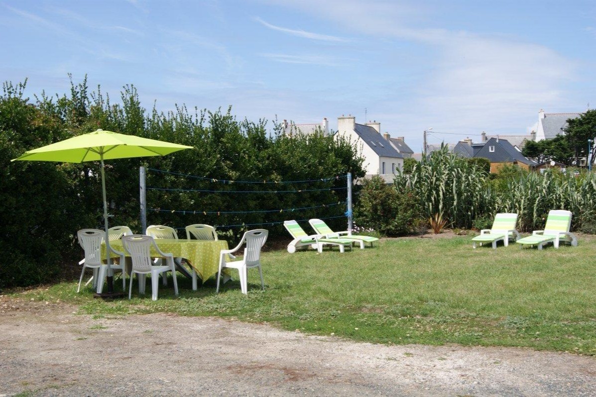 Jardin privatif clos à l'arrière de la maison