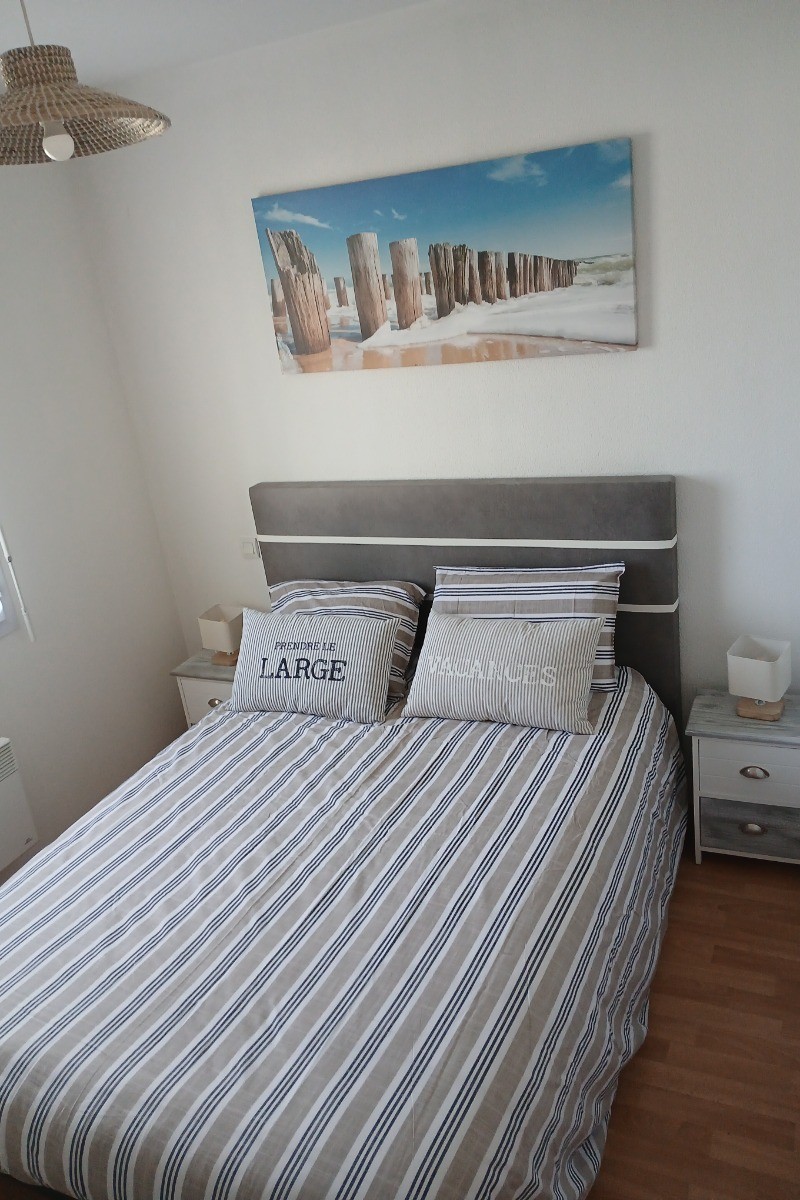 Grande chambre avec Placard literie Française label Belle literie Excelence