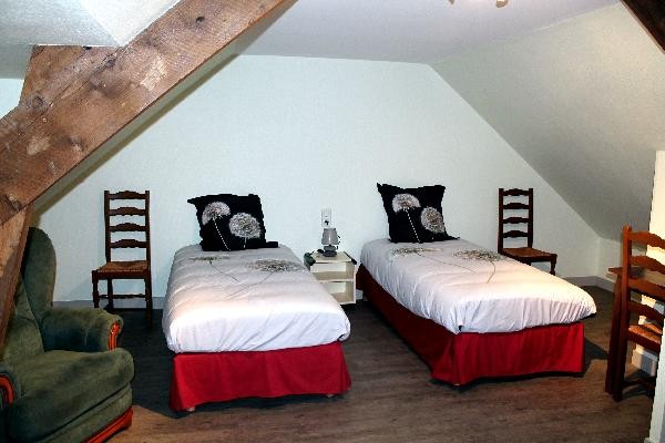 Gîte Vic sur Cère, Chambre sous combles