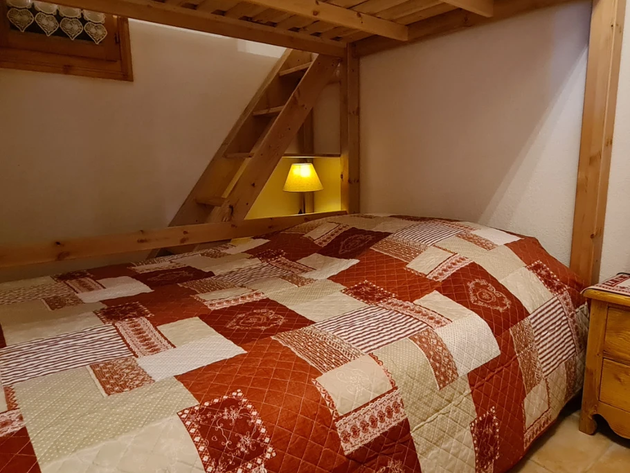 Chambre avec lits superposés