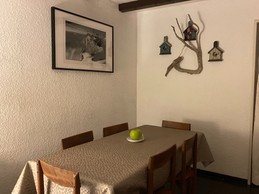 Salle à manger.