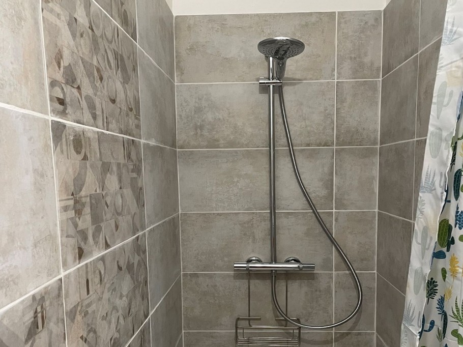 Les Figuiers 2, pour 4 personnes avec 2 terrasses, avec stationnement gratuit, près de Chatelaillon en Charente maritime