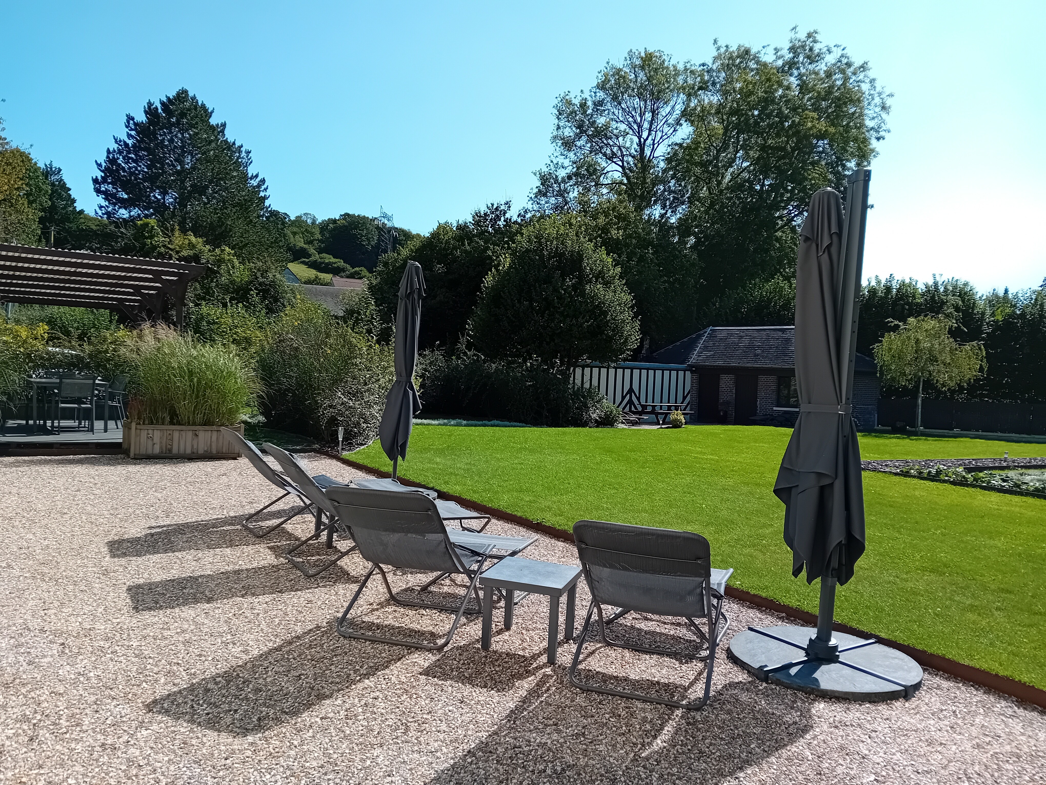 Terrasse devant la maison