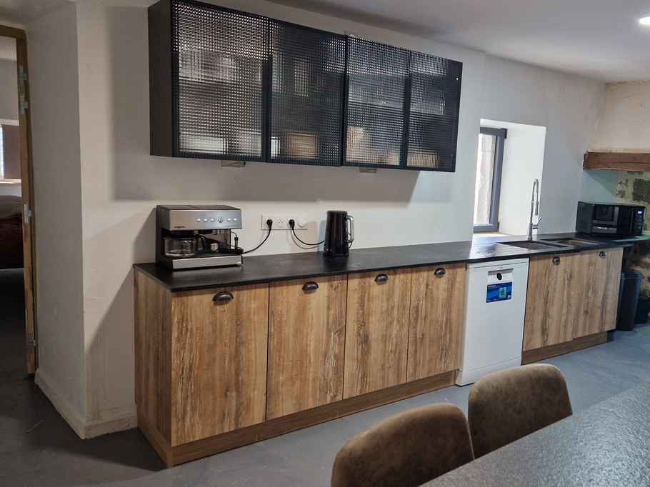 La cuisine - Gîte Ukhutula , Vollore-Montagne , Puy-de-Dôme , Auvergne