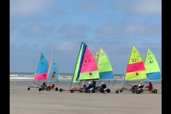 Char à voile sur la plage de Berck
