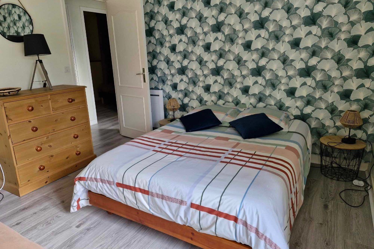 Chambre avec 1 lit 2 places et 1 lit 1 place