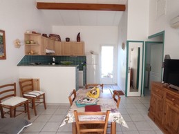 Gîte les clapas - la Maison Verte - Séjour