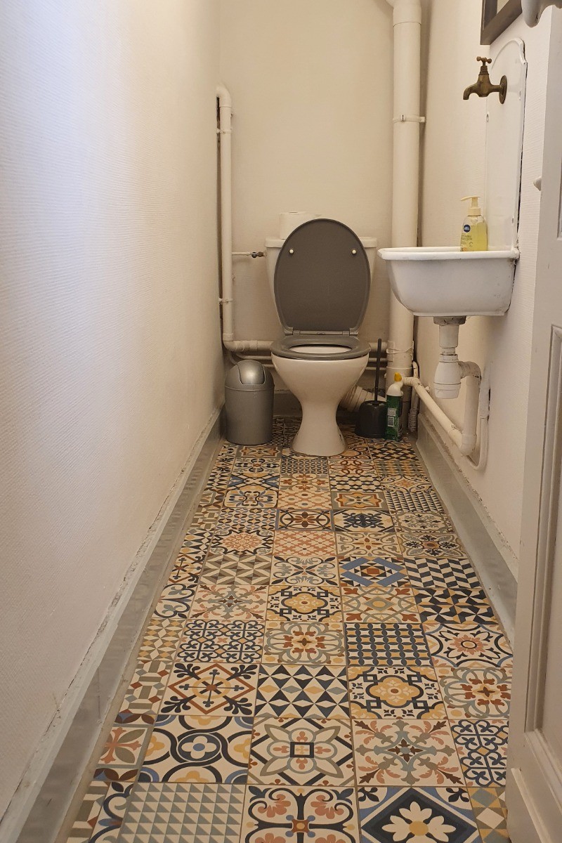 Toilettes 1