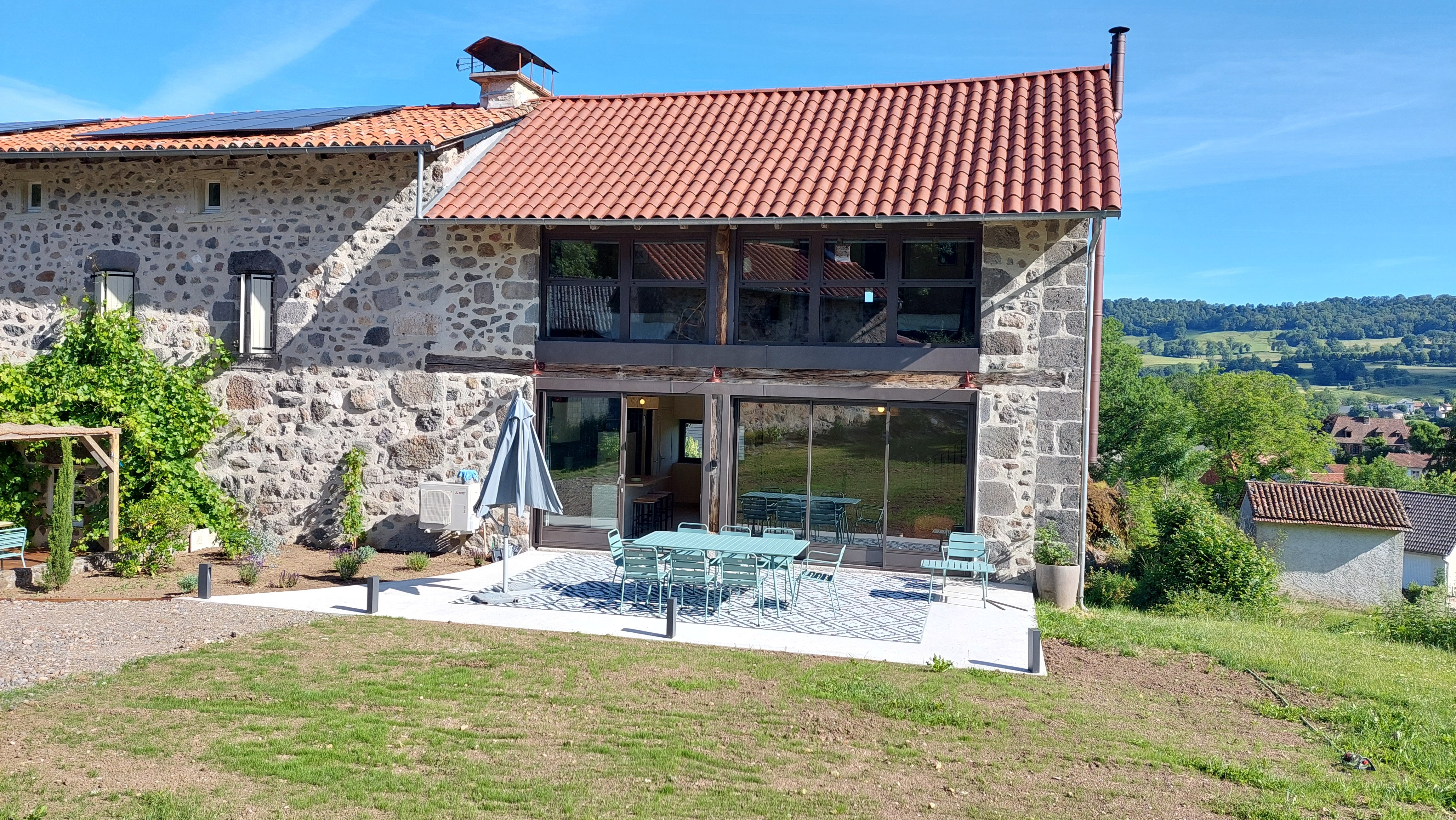 Terrace and façade