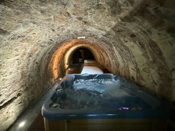 Espaces communs - Jacuzzi  Gîte Jonquille - Domaine de la Prairie des Prés