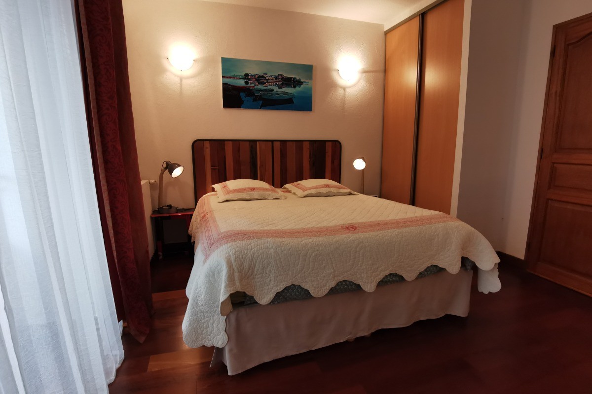 Chambre avec 1 lit 160