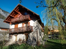 Les Petites Sources