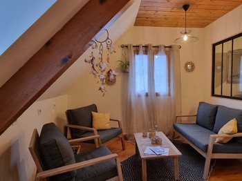 salon commun aux 3 chambres d'hôtes