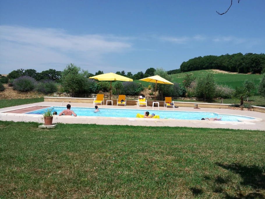 la piscine en juillet