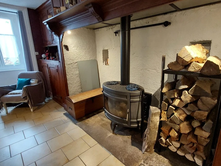 le cantou et son poêle à bois