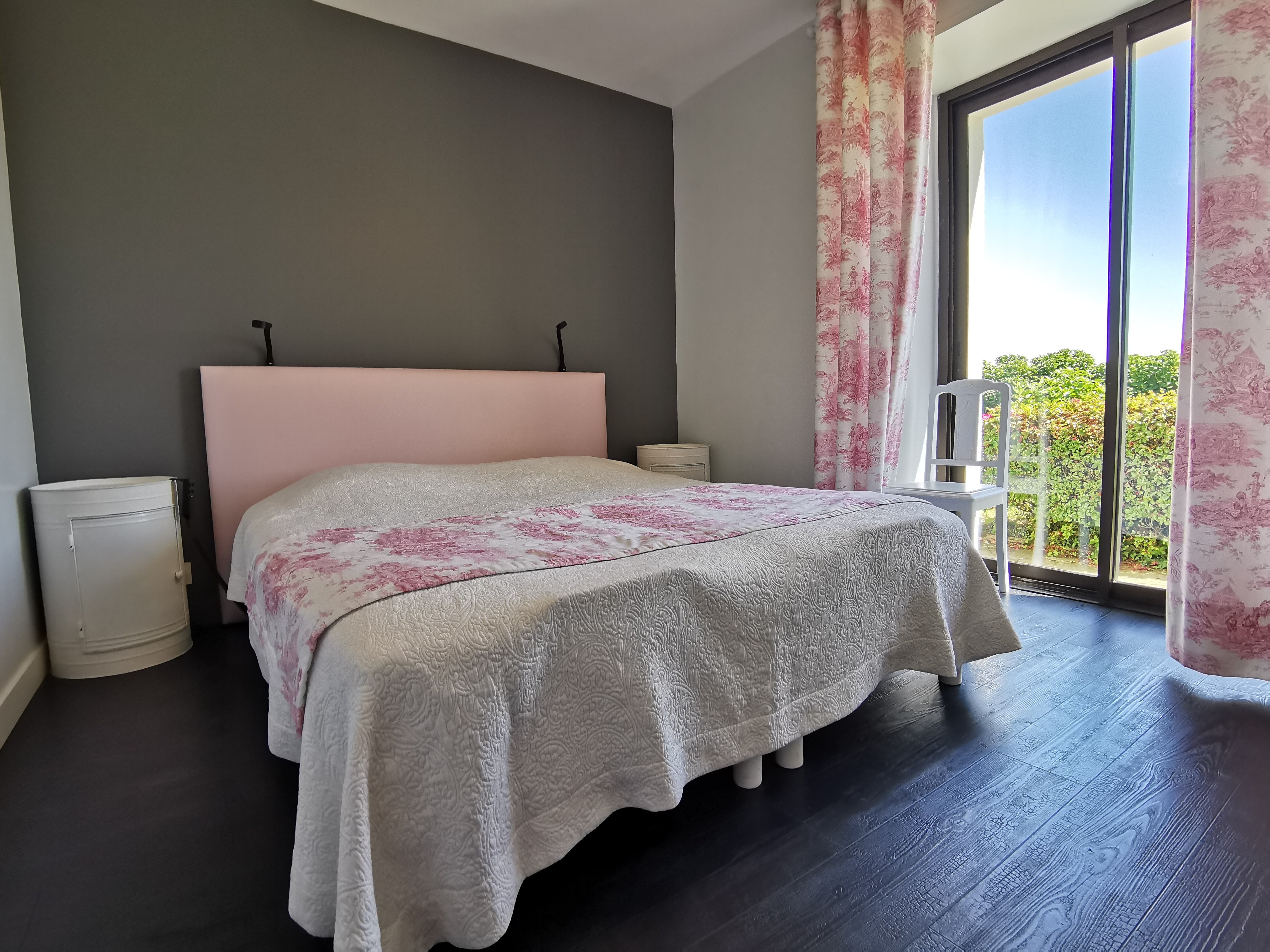 Chambre 3 (Rose Pâle) - Lit 160 x 200