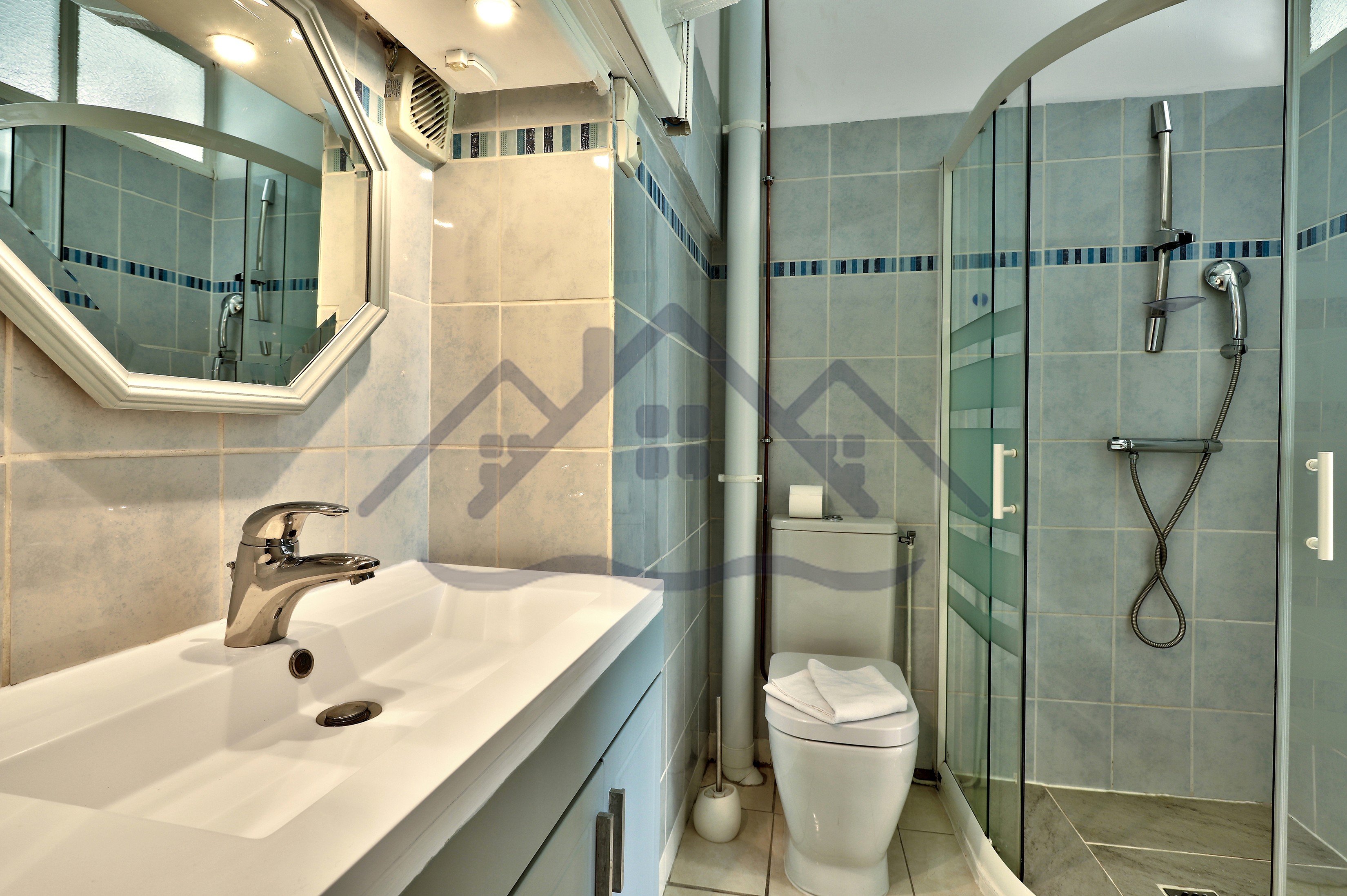 Photo n° 14 de la location