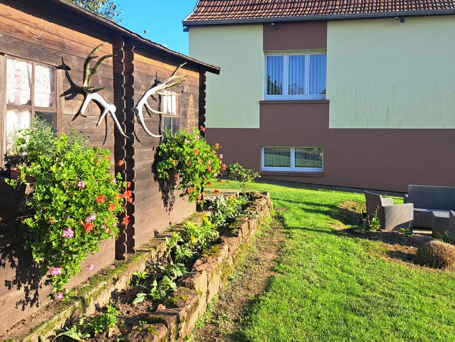 Le jardin et son salon