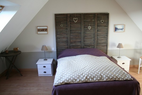 La chambre à l'étage avec couchage double.