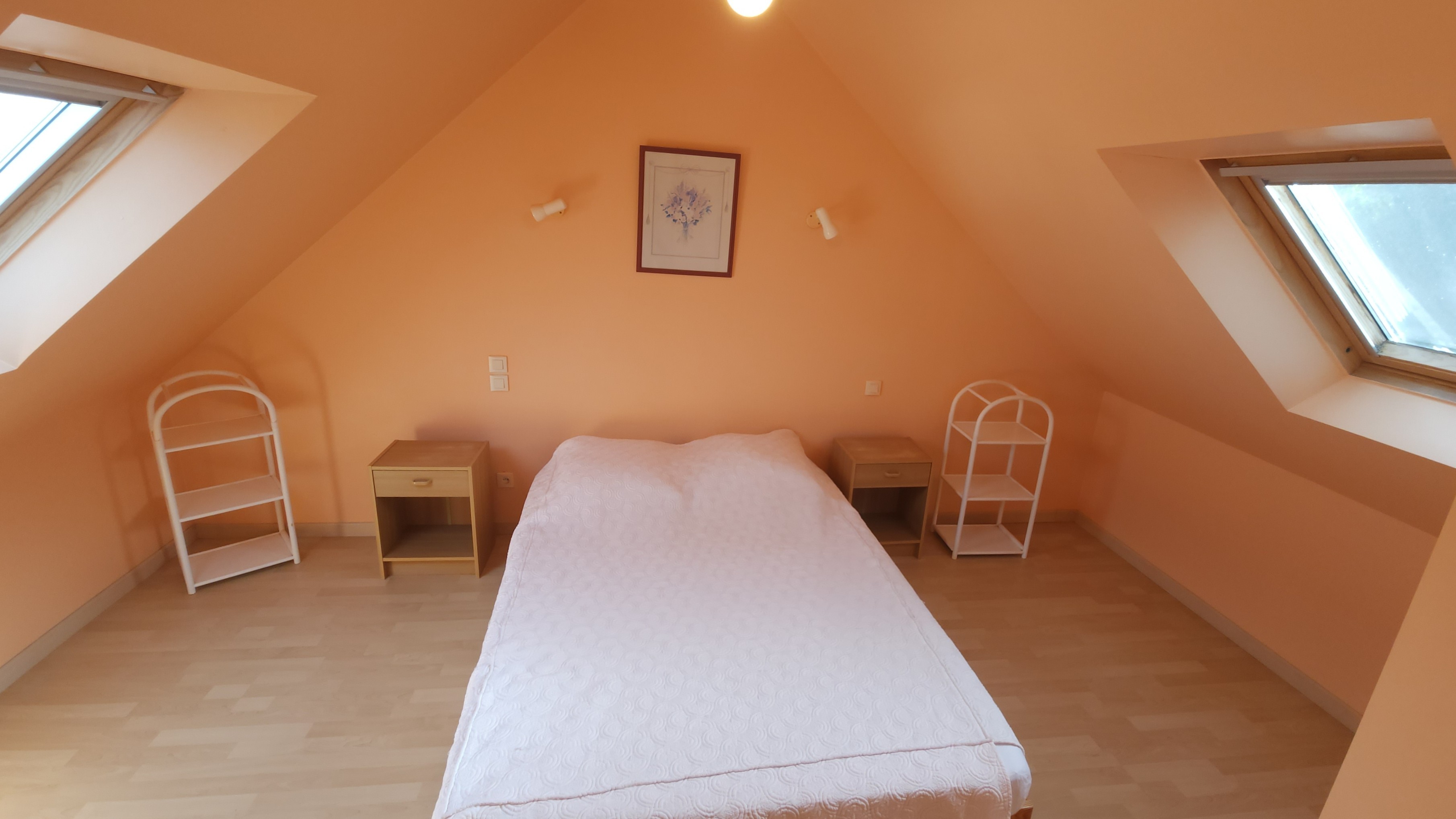 Chambre à l'étage - lit 140 cm