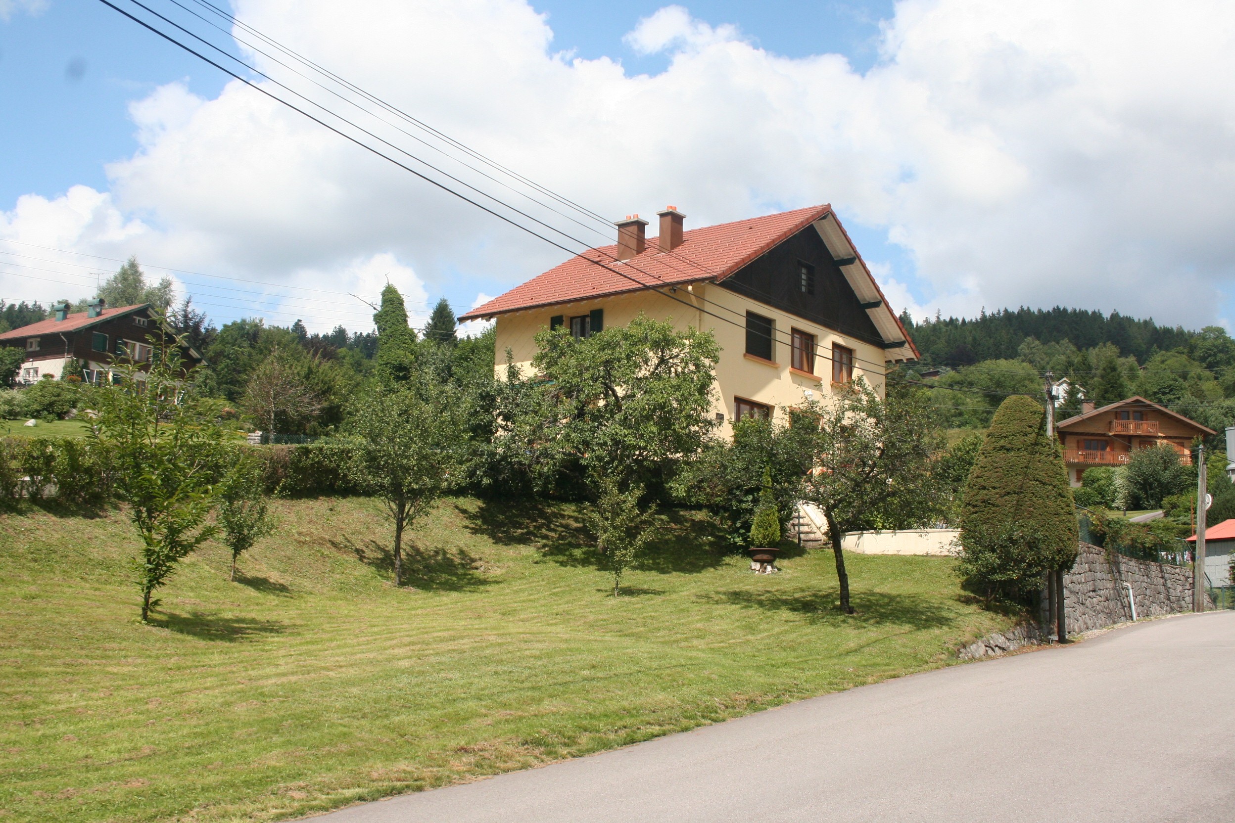 Exterior 2