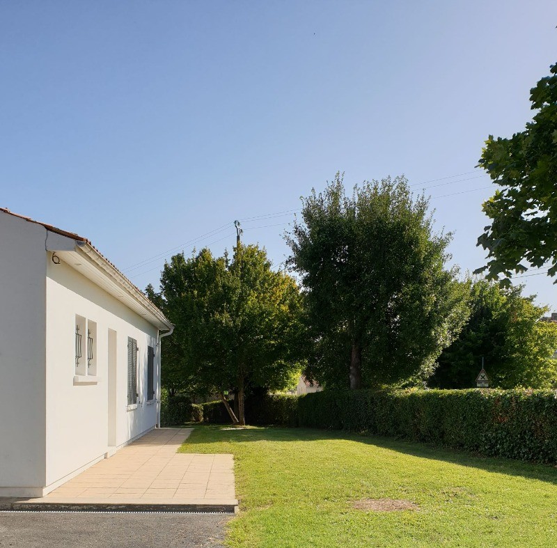 Gite 12personnes Le Bois Dormant à St Jean d'Angély en Charente maritime