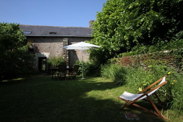 Une autre vue du coin jardin