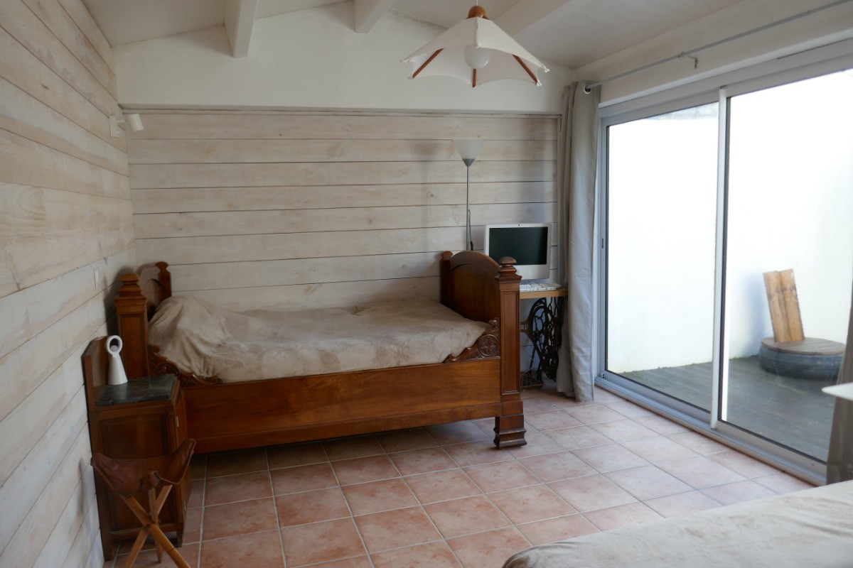 Chambre lit en 120 et canapé BZ en 160