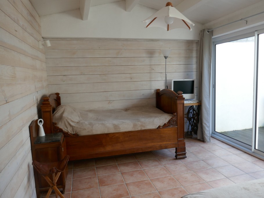 Chambre lit en 120 et canapé BZ en 160