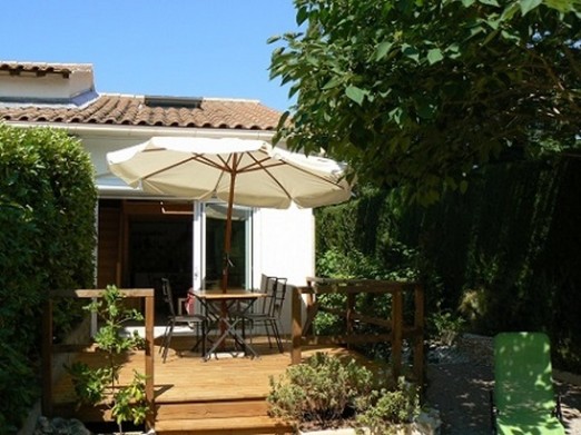 l'OASIS PROVENCALE -vue frontale du gîte