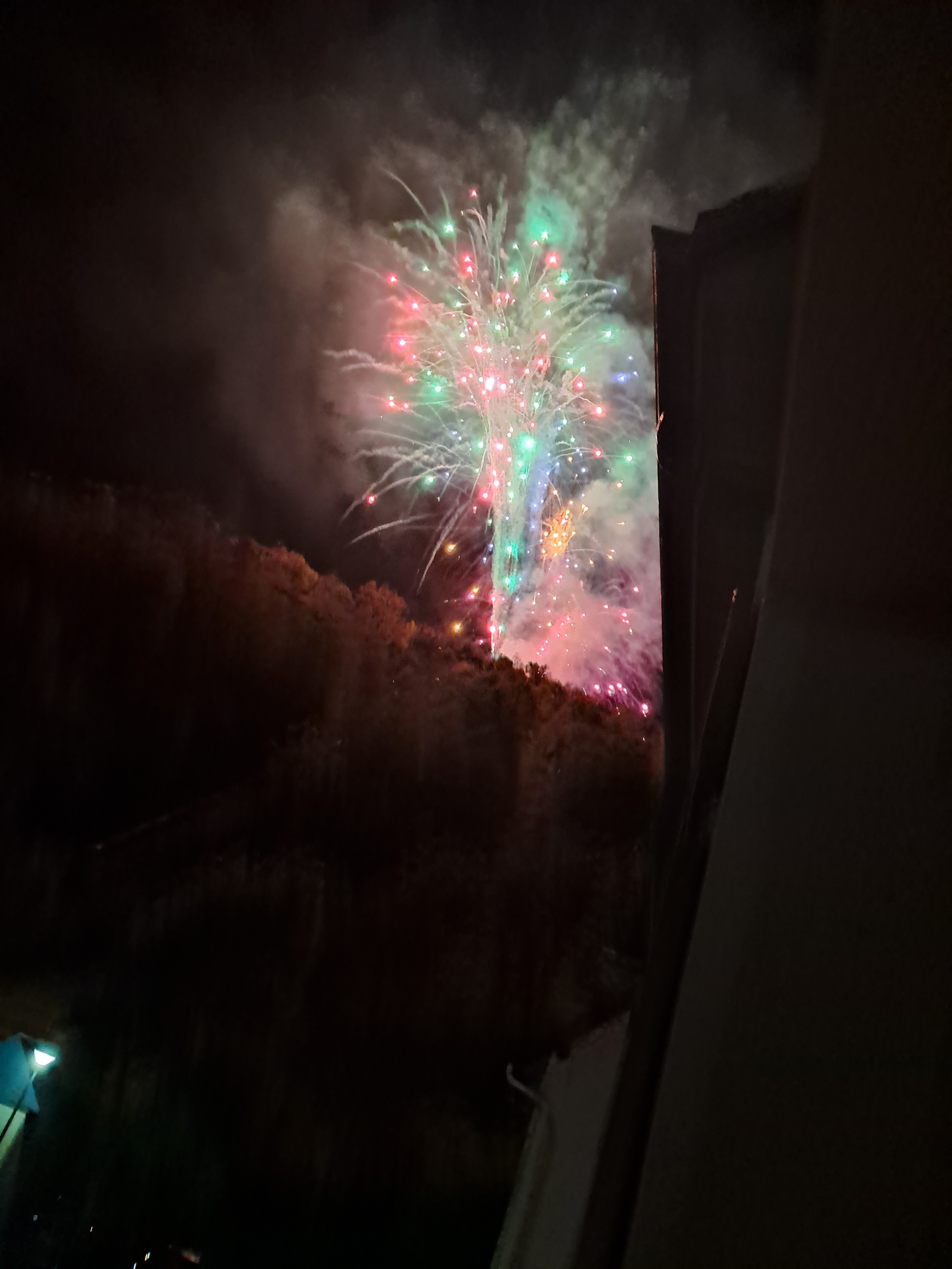 fireworks Luz Saint Sauveur