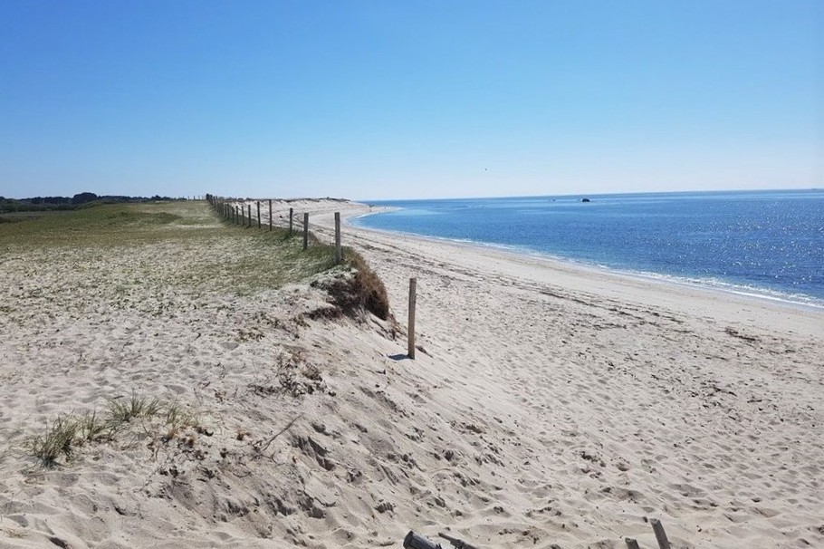 plage de sable de fin à Tréffiagat