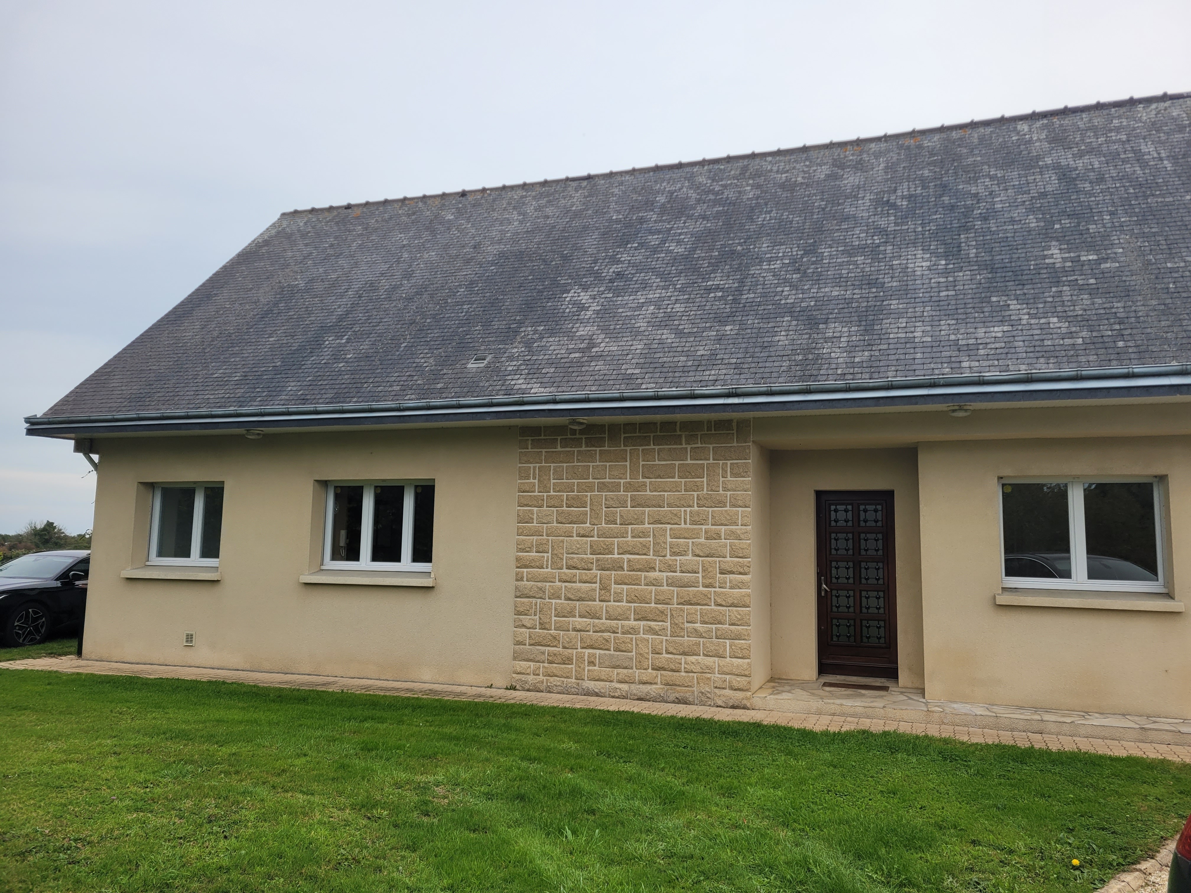 Entrée mais la porte sera neuve...