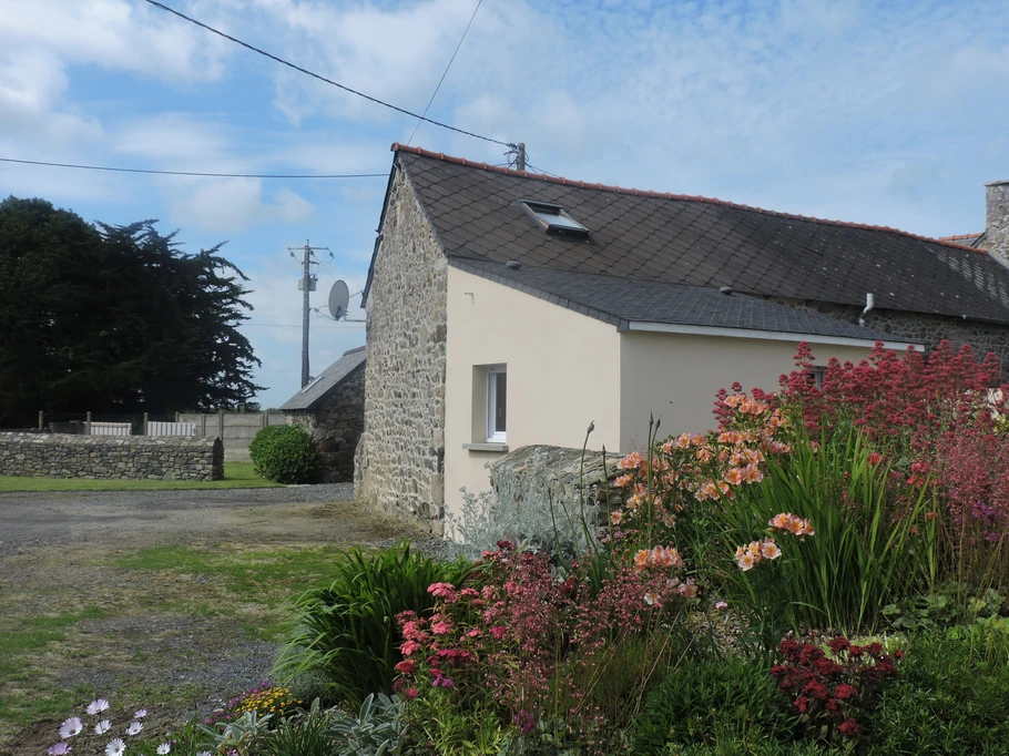 Arrival at the gîte