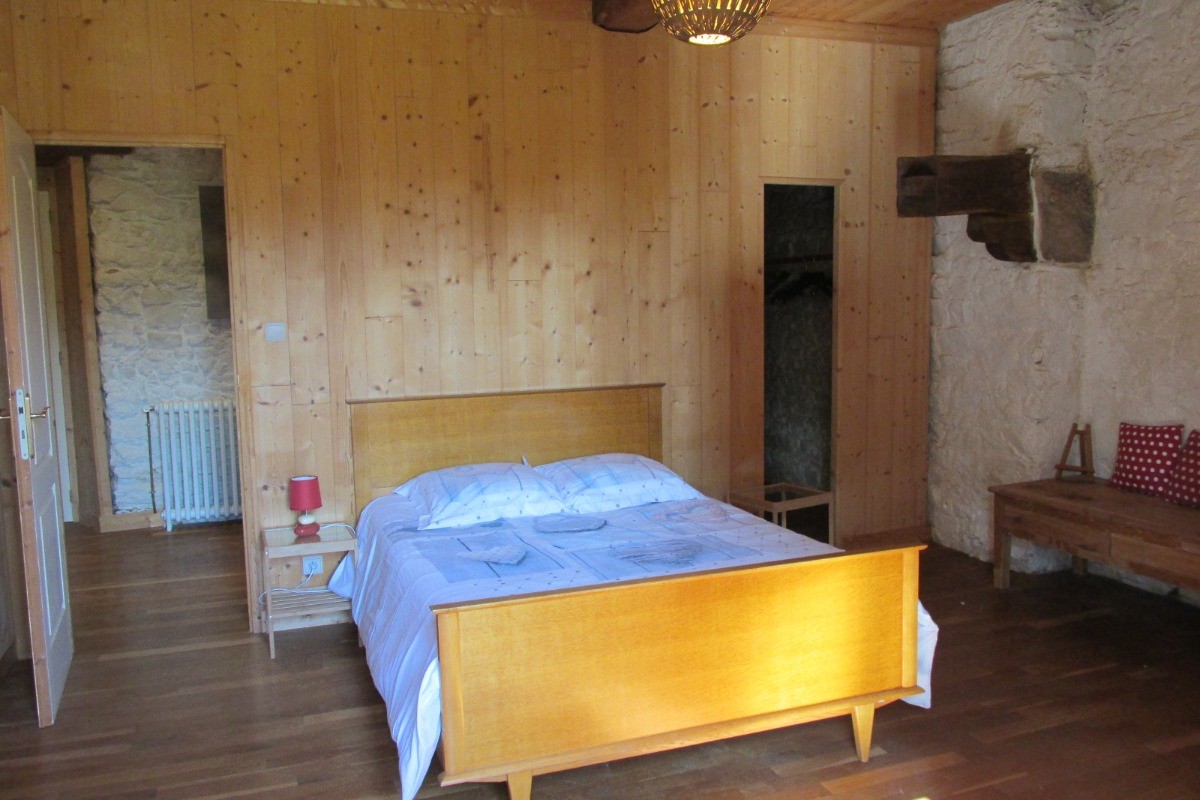 Chambre indépendante à l'étage - Gïte "Ar Merglet"en Brocéliande près de Paimpont