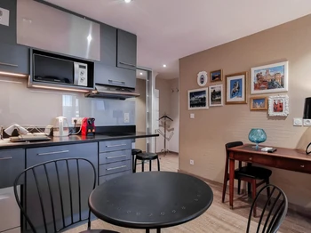 cuisine/ coin bureau