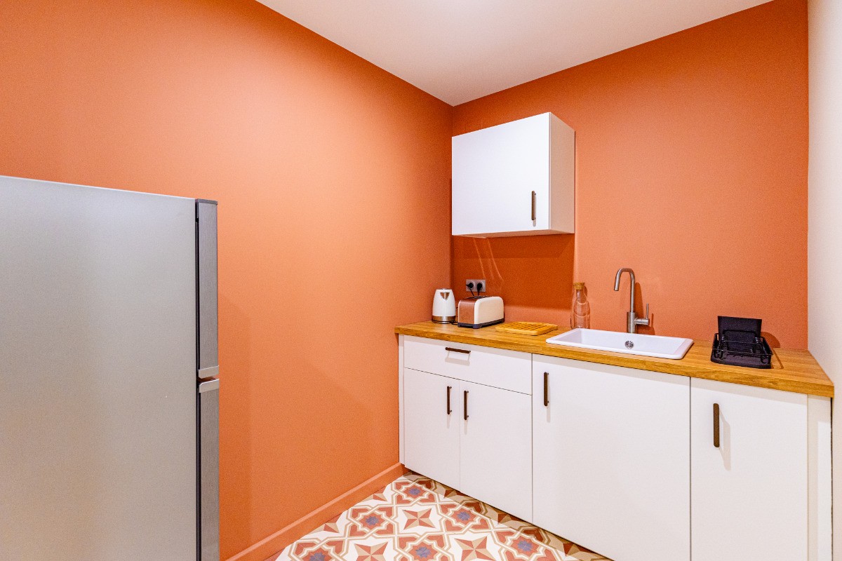 Kitchenette commune à l'étage