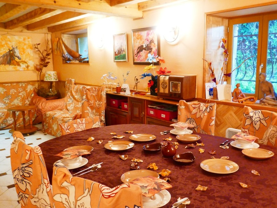Salle à manger commune