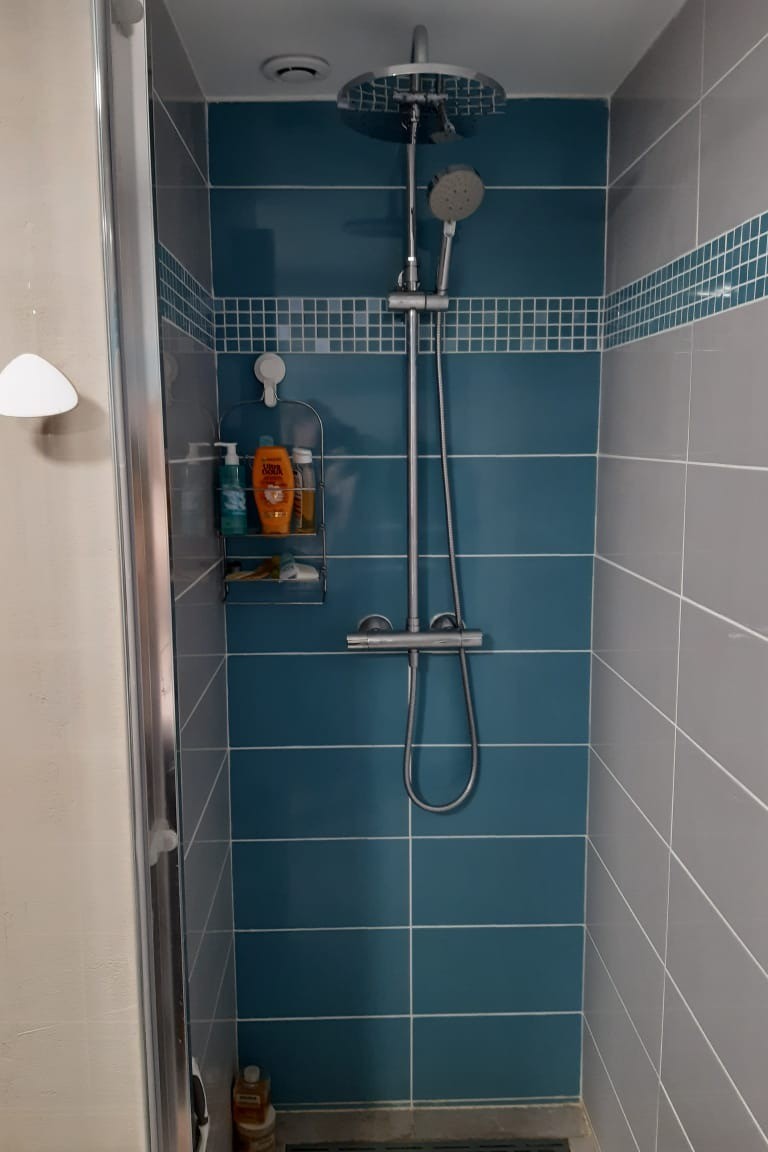 Douche à l'italienne