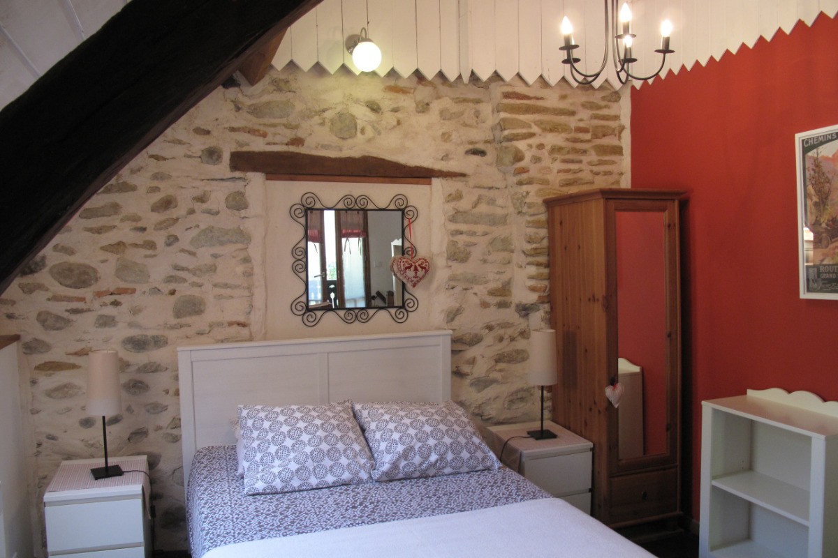 Lys des Pyrénées - A l'étage - Chambre