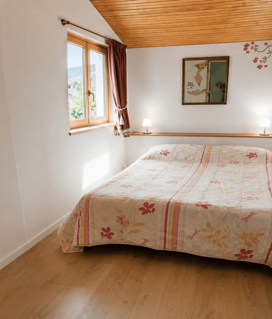 Bed (140 cm wide)