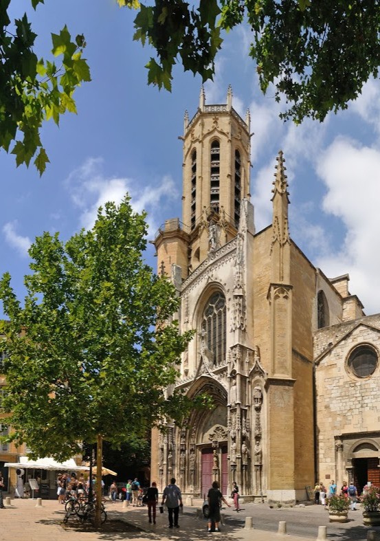 Vue d'une église Aix en Provence