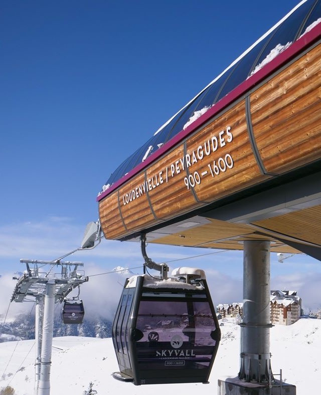 Le téléporté Skyvall qui relie le village de Loudenvielle à la station de ski de Peyragudes.
Proche de notre location.