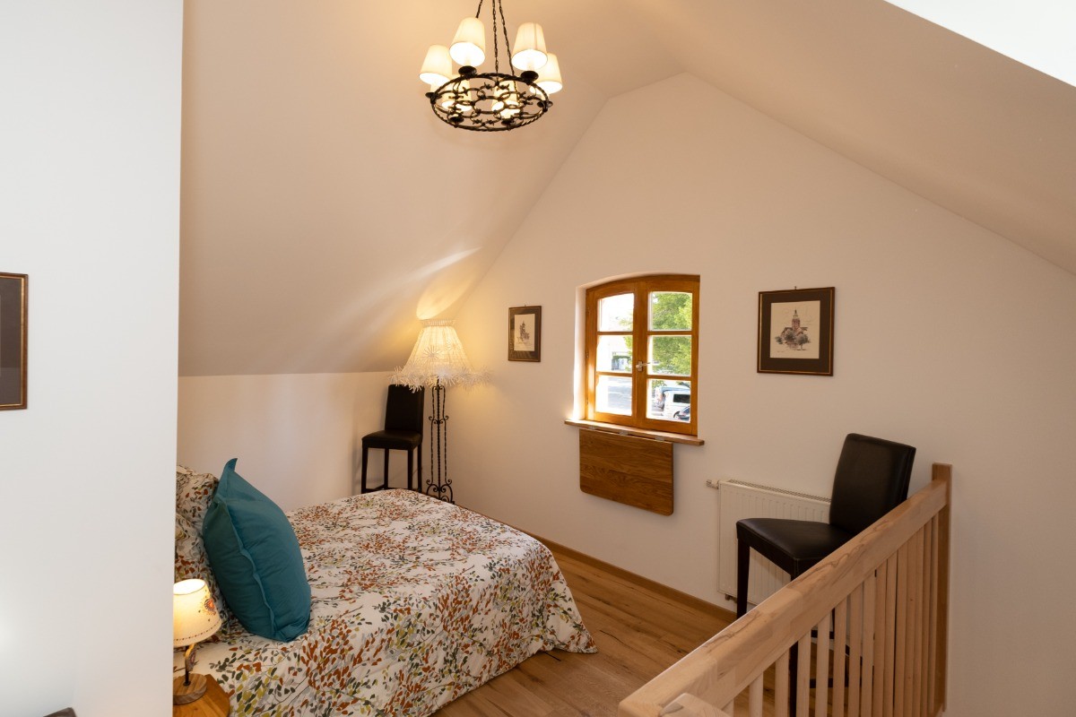 La chambre en mezzanine