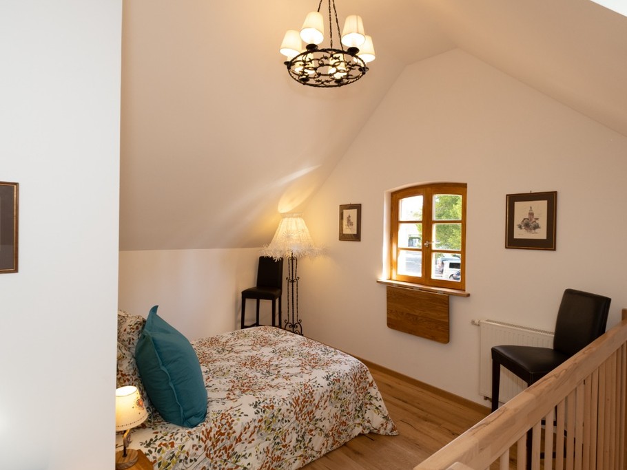 La chambre en mezzanine